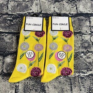 Fun Circle Women's Shoe Sz 5-10 Socks 2 Pair of Yellow Floral Socks